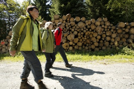 Neue Broschüre macht Lust auf die Region und das Wander-Treffen in 2019.Foto: "Ferienwelt Winterberg"