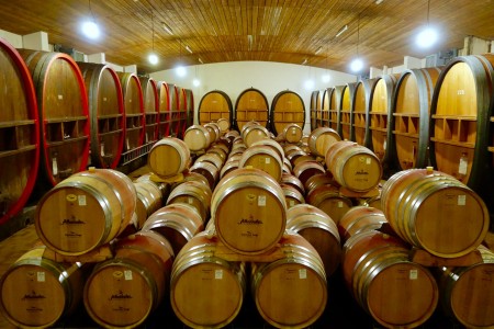 Jedes Fass gibt dem Wein ein individuelles Aroma. Foto: Klaus Ottenberg