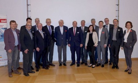 Das Spitzencluster it’s OWL präsentierte im Rahmen der Veranstaltungsreihe Innovations.Kreis.GT bei Beckhoff Automation die Ergebnisse der mehrjährigen Zusammenarbeit.