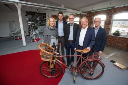 Unternehmensbesuch Oberbürgermeister Clausen bei Hebie GmbH & Co. KG