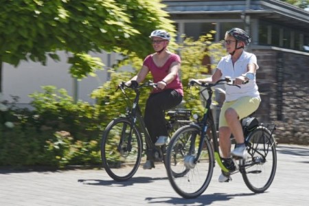 Mit dem Fahrrad zu den grünen Oasen im Kulturland Kreis Höxter