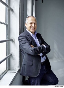 Werner Tiki Küstenmacher liest bei Bad Driburger Literaturwochen