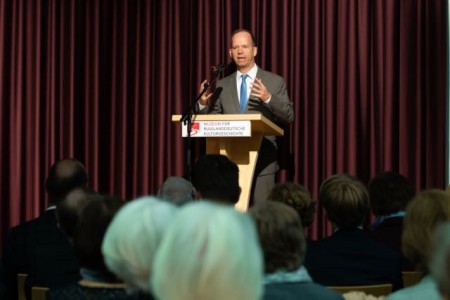 Schirmherr Hendricks eröffnet den Jahresempfang