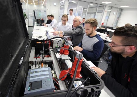 Blockchain und Retrofit: Praxisnahe Lösungen für den Mittelstand auf der Hannover Messe