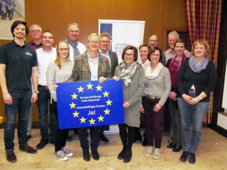 Vorstand des Jugendmusikkorps Avenwedde – Stadt Gütersloh e.V. unterzeichnet die Europa-Erklärung 