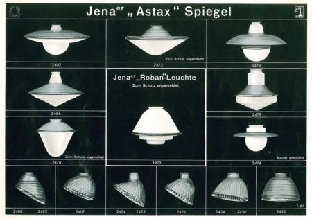 Deckenbeleuchtung aus einem Katalog des Jenaer Glaswerks Schott & Gen, unter anderem mit Leuchten von Wilhelm Wagenfeld, 1930-32. Foto: Schott Archiv