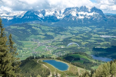 HIKE and FLY Hahnenkamm © Kitzbühel Tourismus