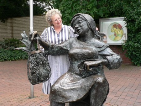  Brunhilde Kohls schlüpft in die Rolle von Güths Mariechen (Foto: Gütersloh Marketing)