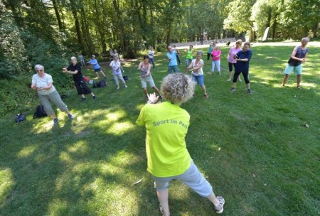 Sport im Park, Foto: Silvia Glashoerster