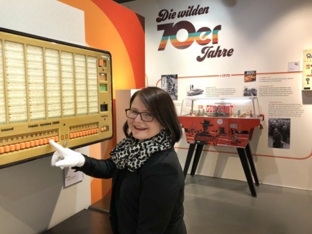 Viel Musik aus der Jukebox erwartet die Besucherinnen und Besucher in der 70er -Jahre AusstellungDeutsches Automatenmuseum – Sammlung, Foto: Deutsches Automatenmuseum