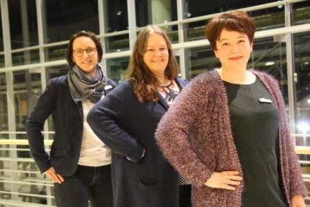 Das Team der BIGS (v. l.): Diana Ortkras, Jenny von Borstel und Katja Prause. Foto: Kreis Gütersloh  