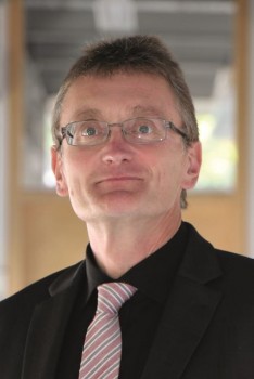 Prof. Dr. Alexander Haubrock lehrt Wirtschaftspsychologie an der FH Bielefeld. / Foto: privat