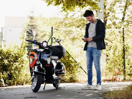 Alma kann, wie gehabt, über die flowBie-Sharing-App gebucht werden – wer sich bereits angemeldet hatte, kann ab 3. Juni sofort losfahren. (Foto: Patrick Pollmeier) 