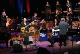 " John Scofield Special ! Michael Abene, ld/arr, John Scofield, git., Musiker der WBB, Lucas Schmid, Ansage, Produzent