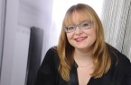 Was müssen Kleinunternehmerinnen bei Wachstum beachten? Steuerberaterin Melanie Lükewille gibt Tipps.
