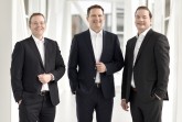 Sie managen gemeinsam die neue Miele Venture Capital GmbH (v. l. Dr. Christian Kluge (Leiter Controlling der Miele Gruppe), Peter Hübinger (Leiter Geschäftsbereich Smart Home und Werk Elektronik) und Gernot Trettenbrein 
(Leiter Geschäftsbereich Hausgeräte International).Foto:Miele