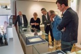 von li. nach re.: Prof. Dr. Christoph Stiegemann und Dr. Christiane Ruhmann, Diözesanmuseum Paderborn; Prof. Dr. Michael Embach, Stadtbibliothek/Stadtarchiv Trier; Dr. Bernard Hulin und Guénole Ridoux, Ancienne Abbaye de Landévennec