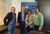Bild von links: Christian Fritzemeier (Kreisvorsitzender JU Lippe), Moderator Janik Wiemann, Kerstin Vieregge 
(Bundestagskandidatin und Kreisvorsitzende der CDU Lippe) und Lars W. Brakhage (Bezirksvorsitzender JU-OWL)