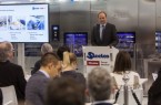 Verspricht ein noch leistungsfähigeres Produkt- und Serviceportfolio: Dr. Markus Miele, Geschäftsführender Gesellschafter der Miele Gruppe, auf der Pressekonferenz zum Auftakt der Medica.