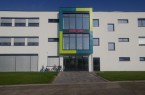 Das moderne Bürogebäude steht im Gewerbepark Am Wiehen im Ortsteil Tengern (Foto: AUBI- plus GmbH)