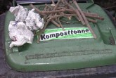 KomposttonneFrost