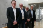 Informierten über zukünftige digitale Entwicklungen des Bauens (v. l.): Markus Brune und Maik Stodieck (beide GNUSE Ingenieurbüro für Krankenhaustechnik GmbH & Co. KG), Prof. Dr.-Ing. Michael Eisfeld (Fachhochschule Bielefeld) und Albrecht Pförtner (Geschäftsführer pro Wirtschaft GT GmbH).