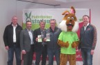 Freuen sich auf das Event: Organisatoren, Sponsoren und das Maskottchen Paola. Foto: © J. Merten