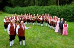 Wunderbar und unvergesslich ist die weiche böhmische Musik vom legendären Ernst Mosch. Die „Original Egerland Musikanten“ präsentieren nun auch in HalleWestfalen ihre schönsten Melodien und gastieren am 24. Februar 2019 erstmals im GERRY WEBER EVENT CENTER.