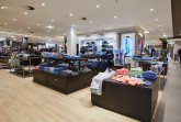 Hagemeyer in Minden: mit 60 qm die größte deutsche Fläche für Pierre Cardin. Foto: © Carla Henkel