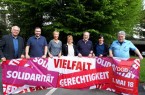 Anlässlich des 1. Mai fordern DGB und Bielefelder Gewerkschaften einen politischen Aufbruch für mehr Solidarität, Vielfalt und Gerechtigkeit, v.l.n.r.: Hans-Jürgen Wentzlaff (IG Metall), Thorsten Kleile (NGG), Petra Meyer (ver.di), Martina Schu (ver.di), Dirk Toepper (DGB), Anke Unger (DGB) und Werner Kellas (DGB). © DGB-Region Ostwestfalen-Lippe