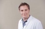 Dr. Andreas Elsner, Sektionsleiter für Fußchirurgie und Sportmedizin in der Klinik für Unfall- und Wiederherstellungschirurgie, Orthopädie, Plastische-, Ästhetische- und Handchirurgie des Klinikum Güterslohfoto:jpm.de