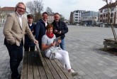 (v.l.n.r.): Thomas Holste-Malavasi (Stellvertretender Schulleiter Gymnasium am Markt), Tim Johanning (EDV Stadt Bünde), Ralf Grund (Stadtmarketing Stadt Bünde), Karin Stallmann (Schulleiterin Gymnasium am Markt), Achim Bernhardt (EDV Stadt Bünde)