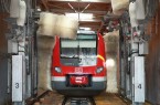 Waschanlage von DB Regio NRW mit Zug ET 422 bei der Reinigung.Foto;DB