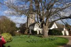 Rosamunde-Pilcher-Charme: das Dorf Attenborough mit ländlicher Idylle und alter Kirche ist Teil von Broxtowe.