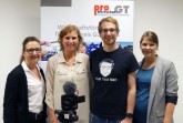 Gaben Tipps für die Erstellung eigener Youtubefilme: Aleksandra Blagojević (pro Wirtschaft GT), Marie Heitjohann (Backqueens), Santo Dainotti (Final Test Man) und Anna Niehaus (pro Wirtschaft GT) Gaben Tipps für die Erstellung eigener Youtubefilme: Aleksandra Blagojević (pro Wirtschaft GT), Marie Heitjohann (Backqueens), Santo Dainotti (Final Test Man) und Anna Niehaus (pro Wirtschaft GT)