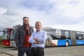 Risse Reisen stellt für Standortkampagne 15 Meter langen Gelenkbus zur Verfügung