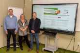 Tobias Rütten (Kreis Lippe), Dr. Anja Mai (Kreis Lippe), Oliver Verhoeven (GfW im Kreis Höxter mbH). © GfW im Kreis Höxter mbH