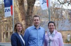 Haben ihren neuen Job in den LWL-Kliniken Lippstadt und Warstein angetreten: (v.l.) Johanna Süllentrop, David Holtkamp, Nikola Sohn.
Foto: LWL