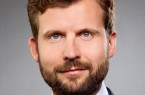 Dr. Daniel Antonius Hötte ist Professor am Fachbereich Wirtschaft und Gesundheit der Fachhochschule Bielefeld.