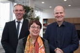 Tauschten sich über die regionale Start-Up- und Gründer-Szene aus: v. l.: Prof. Dr. Johannes Blömer, Prof. Dr. Birgitt Riegraf und MdB Ralph Brinkhaus. Foto: Nina Reckendorf