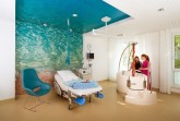 Moderne Technik und Wohlfühlatmosphäre: Interessierte können sich beim Tag der offenen Tür die
Räumlichkeiten des Kreißsaals ansehen und das Team der Geburtshilfe im Klinikum Gütersloh 
kennenlernen. Foto:
Klinikum Gütersloh