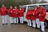Das Johanniter-Team ist in Lippes Westen unterwegs: (v. l.) Carsten  Hagemeier, Dana Hormann, Thomas Greth, Werner Gempfer, Roswitha Vogelsang, Katrin Winkler, Stephan Höft, Kenan Krasnici