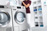 Sparsam im Alltag und dank einer Sonderaktion zum 120. Geburtstag jetzt besonders günstig: Waschmaschinen und Trockner aus der neuen Generation „Kleine Riesen“ von Miele.