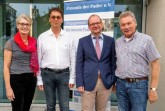 Wurden für weitere zwei Jahre im Amt bestätigt: Dieter Honervogt als Vorsitzender (re.), Peter Völse als Stellvertreter (2. v. li.) und Claudia Warnecke als Kassiererin mit Historiker Prof. Dr. Michael Ströhmer, dem Referenten des Abends.