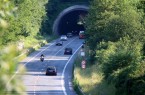Wird saniert: Die Tunnelstraße in Oerlinghausen wird für mehrere Wochen gesperrt. (© Thomas Dohna)