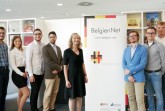 (BELZ/Julia Brandes): Das Team des BelgienNet (v. l.): Donato Morelli, Julia Brandes, Yonathan Seban, Resul Karaca, Prof. Dr. Sabine Schmitz, Yves Huybrechts, Hendrik Peeters und Marius Bröker.