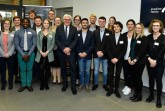 Foto (Stiftung Studienfonds OWL): Ein Highlight: 2019 besuchte Bundespräsident Frank-Walter Steinmeier die Stipendiaten und Mitarbeiter der Stiftung Studienfonds OWL
