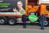Horst Lehning (SBM) und Wilfried Buhre (KAVG) haben ein gemeinsame großes Ziel: „Die nachhaltige Verwertung von Bioabfällen, denn davon haben wir alle etwas: ökonomisch und ökologisch.“ 
(Foto: Städtische Betriebe Minden)