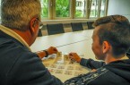 Leichter die Sprache lernen: Sprachpaten unterstützen Kinder und Jugendliche spielerisch dabei. (Foto: Kommunales Integrationszentrum Kreis Lippe)