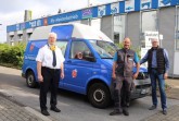v.l.n.r. Major Michael Geyermann (Heilsarmee Bielefeld), Alexander Noel (Inhaber Kfz-Werkstatt Faust & Noel), Uwe Heibrok (Geschäftsbereich Autoteile, Carl Werthenbach Konstruktionsteile GmbH & Co.KG). Foto: Andreas Glasenapp, AutoSportFenster